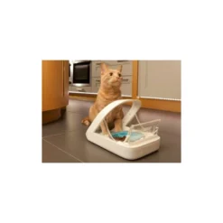 Distributeur De Nourriture Via Puce électronique - Sure Feed -Promos Naturalis Pets Boutique distributeur de nourriture via puce electronique sure feed sf54016 sure feed le distributeur de nourriture a puce electronique e 2